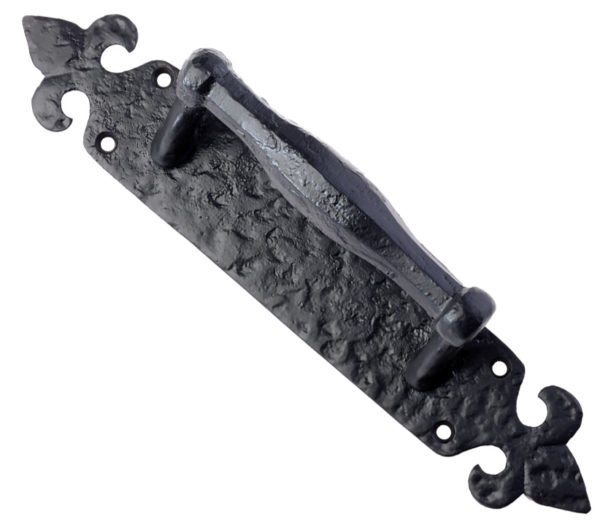 Zoo Hardware Foxcote Foundries Pull Handle On Fleur De Lys Backplate (45mm x 254mm), Black Antique