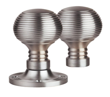 Manital Queen Anne Reeded 61mm Diameter Base Rim Door Knobs, Satin Chrome (sold in pairs)