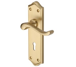 Heritage Brass Buckingham Satin Brass Door Handles (sold in pairs)