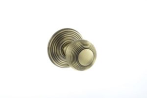 Atlantic Old English Ripon Solid Brass Reeded Mortice Knob, Antique Brass - OE50RMKAB (sold in pairs)