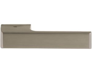 Atlantic Tupai Rapido Retaline Panela Designer Door Handles On Rectangular Rose, Pearl Nickel - T3099LPL (sold in pairs)