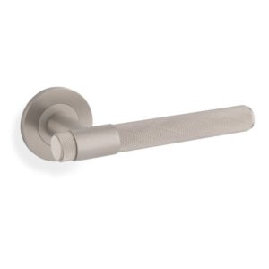 Knurled Kingston Lever on Round Rose