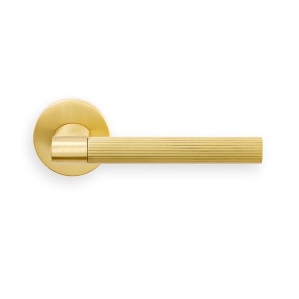 HEY RIGA LEVER HANDLE ON THREADED ROSE