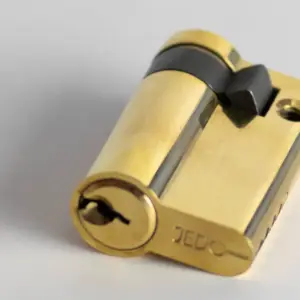 Euro Profile Single Cylinders to Differ