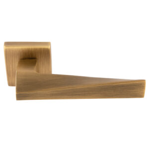 Bordo Lever On Concealed Fix Push-On Square Rose